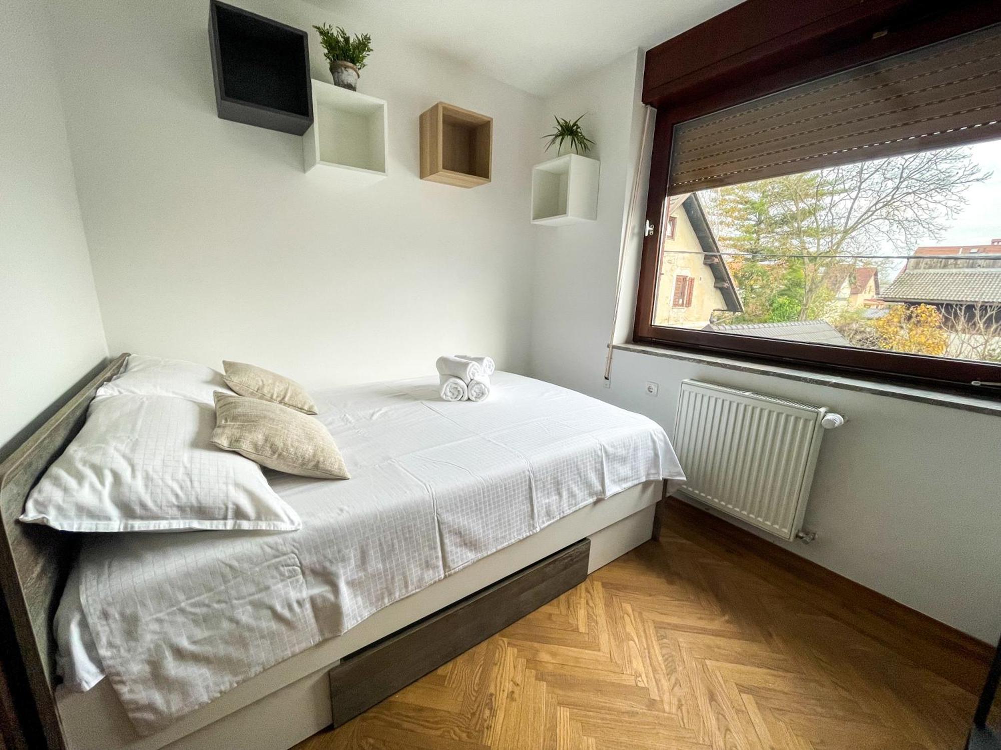 Spacious Cozy Apartment Ljubljana Exterior photo